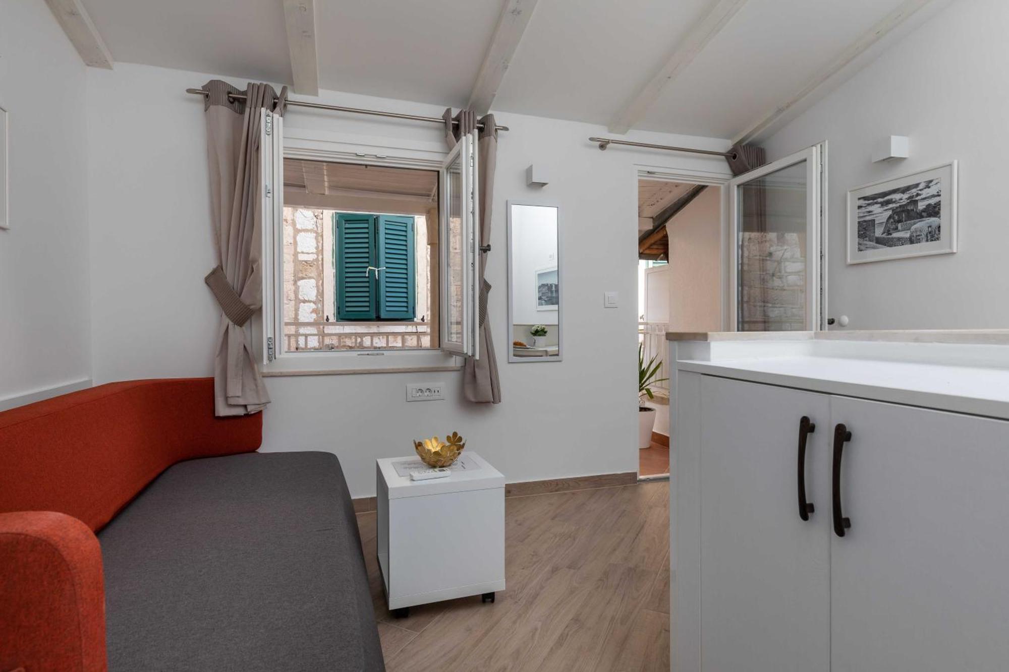 Palmotta Old Town House Holiday home *