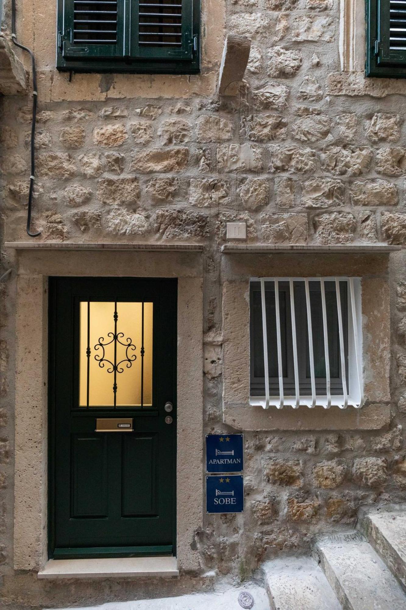 Palmotta Old Town House Holiday home *